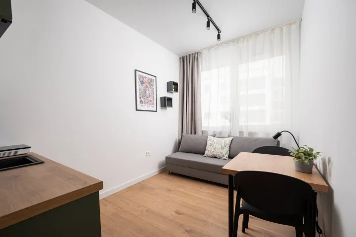 Compact studio near Kozminski University – Photo 3